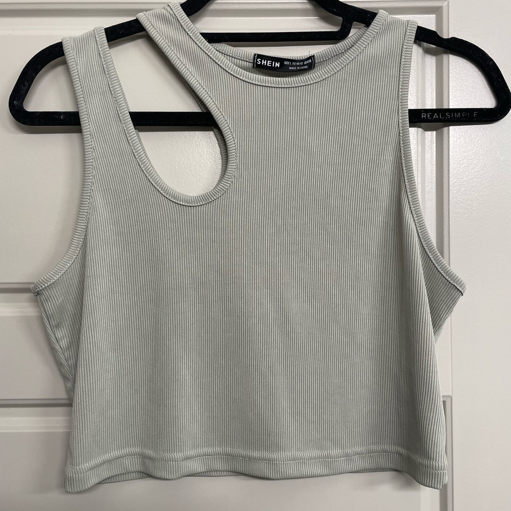 Green crop top💚💚